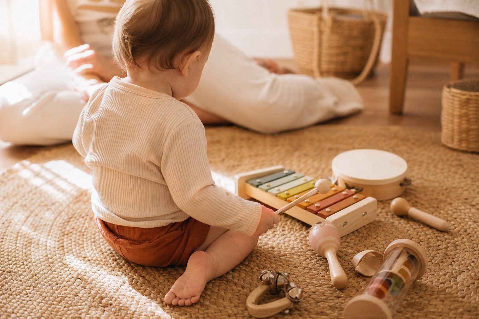 Jouets musicaux et premiers instruments&nbsp; : comprendre les sons proposés